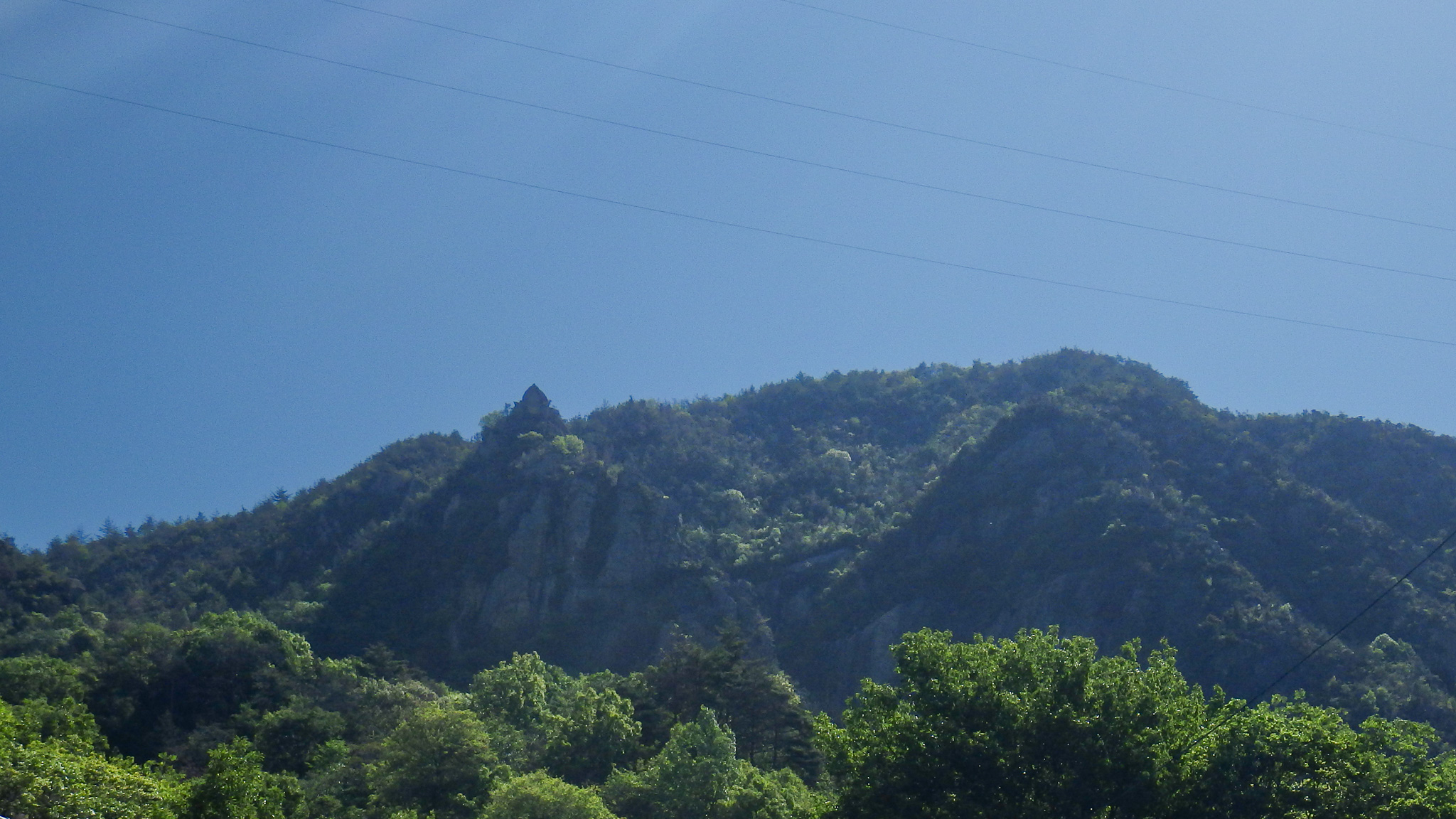 烏帽子岩山